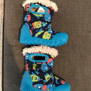 Bogs B-Moc Monsters Baby Insulated Boots size 6